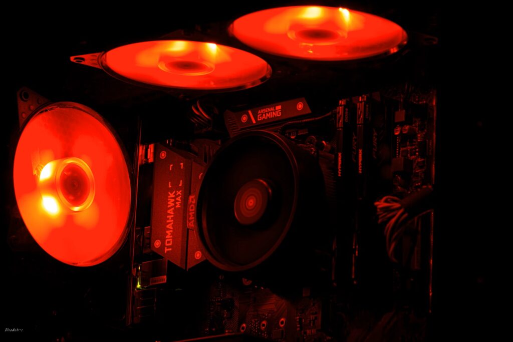 100万円で買えるゲーミングPCのスペック目安